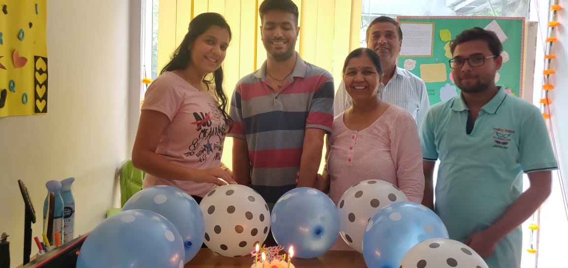 Physioheal celebrated birthday with her patients